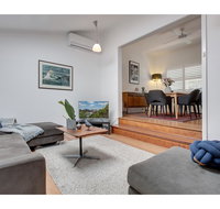 Spacious cottage with views 10 mins from the city - New Castle Holiday