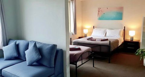 Manly Beachside Apartments - New Castle Holiday 3