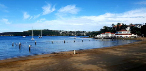 Manly Beachside Apartments - New Castle Holiday 18