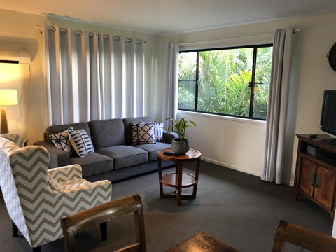 Suranadi Beach House 1 - New Castle Holiday 2