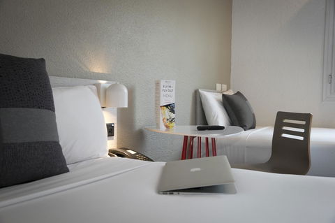 Ibis Sydney Airport - New Castle Holiday 24
