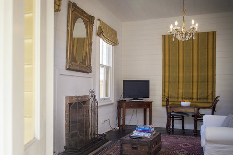 Hillview Heritage Hotel - New Castle Holiday 20