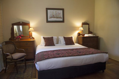 Hillview Heritage Hotel - New Castle Holiday 7