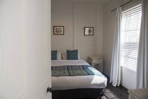 Hillview Heritage Hotel - New Castle Holiday 18