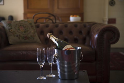 Hillview Heritage Hotel - New Castle Holiday 25