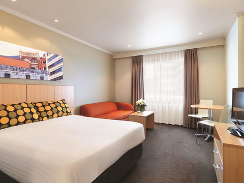 Ibis Styles Sydney Central - New Castle Holiday 9