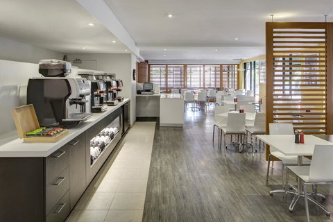 Ibis Styles Sydney Central - New Castle Holiday 6