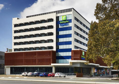 Holiday Inn Express Newcastle, An IHG Hotel - New Castle Holiday 1