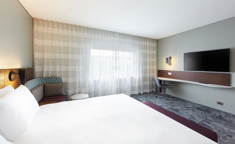 Holiday Inn Express Newcastle, An IHG Hotel - New Castle Holiday 24