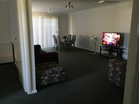 Tic Tac Toe Quality Accommodation - New Castle Holiday 14