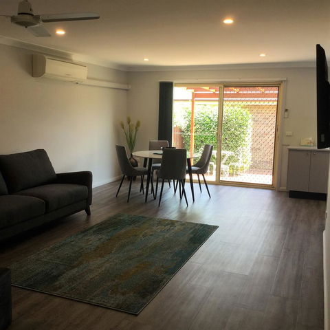 Tic Tac Toe Quality Accommodation - New Castle Holiday 8