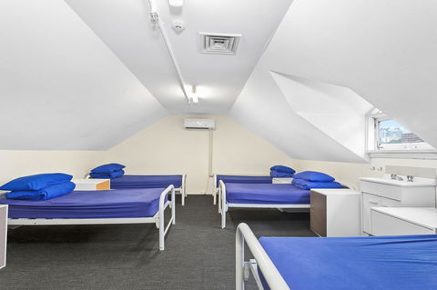 Summer House Kings Cross - New Castle Holiday 7