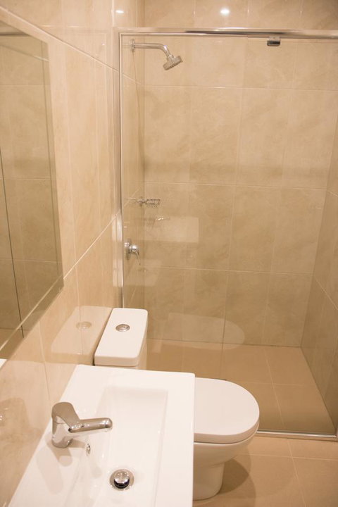 T&M HOUSE - New Castle Holiday 28