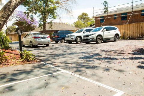 T&M HOUSE - New Castle Holiday 38