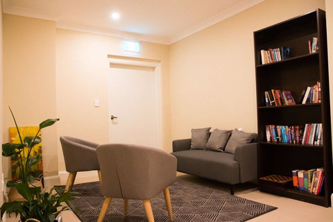 T&M HOUSE - New Castle Holiday 37