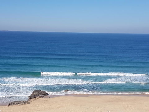 Arena Luxury Beachfront Apartment - New Castle Holiday 29