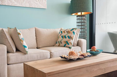 Arena Luxury Beachfront Apartment - New Castle Holiday 4