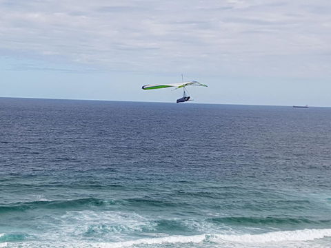 Arena Luxury Beachfront Apartment - New Castle Holiday 1