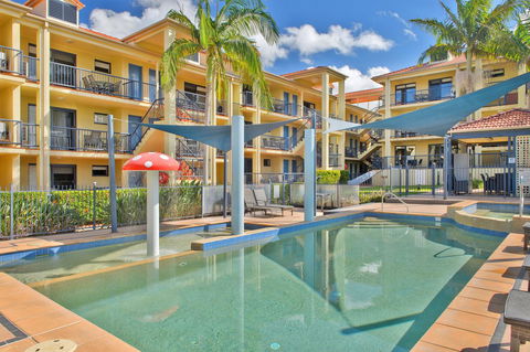 South Pacific Apartments - New Castle Holiday 0
