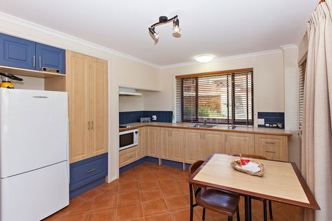 Coast Yamba - Adults Only - New Castle Holiday 33