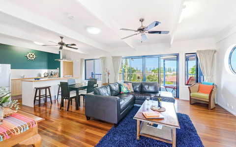 Coast Yamba - Adults Only - New Castle Holiday 7