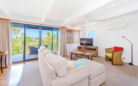 Coast Yamba - Adults Only - New Castle Holiday 21