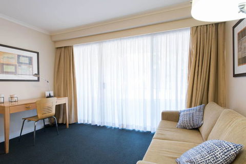 Grande Esplanade Studio - New Castle Holiday 5
