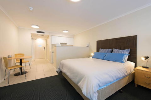 Grande Esplanade Studio - New Castle Holiday 7