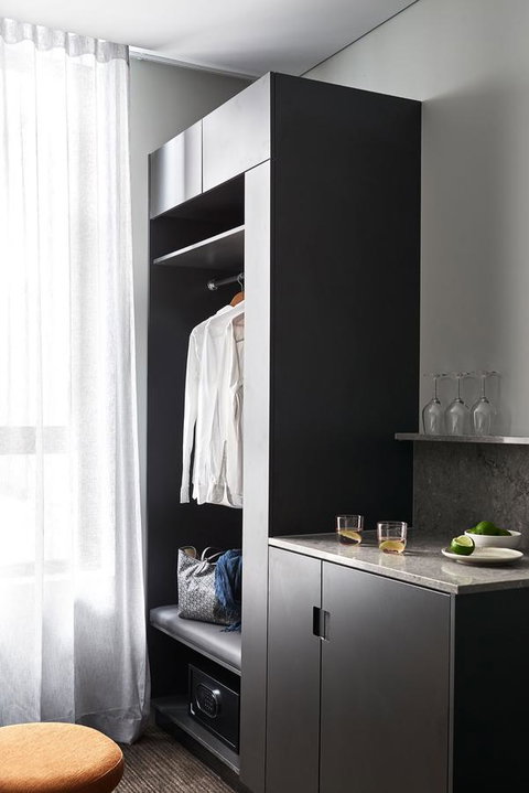 Veriu Green Square - New Castle Holiday 10