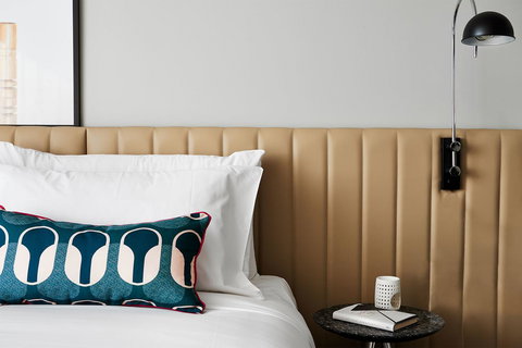 Veriu Green Square - New Castle Holiday 1