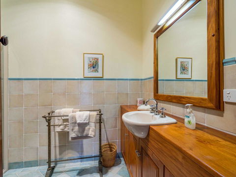 Roscrea Homestead Premier Homestead Accommodation - New Castle Holiday 2