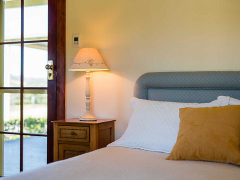 Roscrea Homestead Premier Homestead Accommodation - New Castle Holiday 9