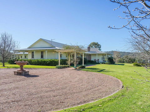 Roscrea Homestead Premier Homestead Accommodation - New Castle Holiday 26