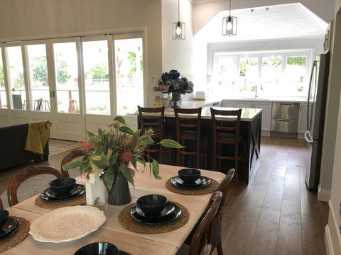 Chanticleer Gardens Barn Cottage With A Pool - New Castle Holiday 30