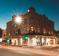 Crown Hotel Surry Hills - New Castle Holiday
