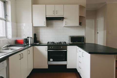 Lotus Stay Manly - Apartment 29B - New Castle Holiday 4