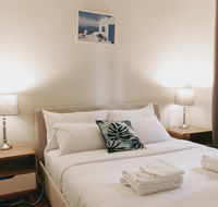 Manly Beach Escape Apartment - New Castle Holiday