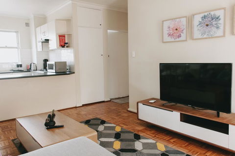 Lotus Stay Manly - Apartment 29B - New Castle Holiday 2