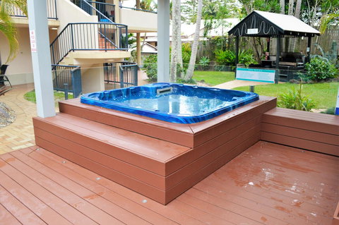 Outrigger Bay - New Castle Holiday 8