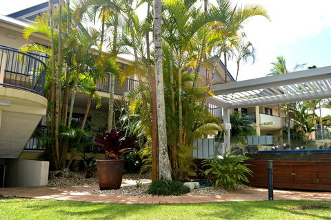 Outrigger Bay - New Castle Holiday 9