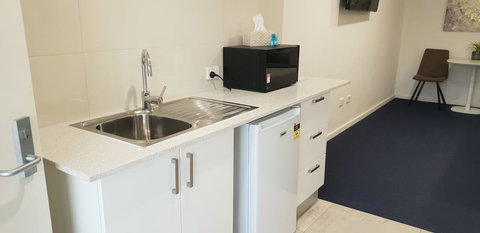 Carlton Suites - New Castle Holiday 18