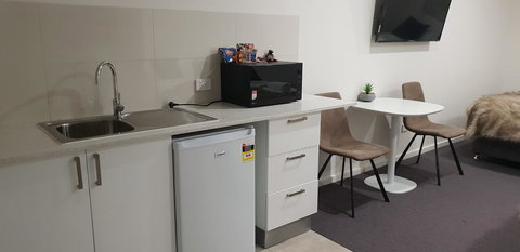 Carlton Suites - New Castle Holiday 14