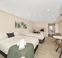 Carlton Suites - New Castle Holiday