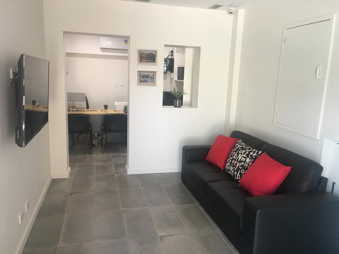 Carlton Suites - New Castle Holiday 30