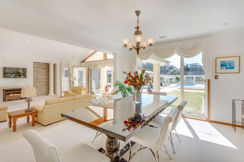 One Mile Mansion - Private Coastal Retreat FREE FAMILY ADVENTURE PASS - New Castle Holiday 10