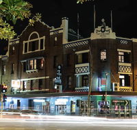 Clover Backpackers - New Castle Holiday