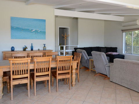 2 Cliff Road - New Castle Holiday 3