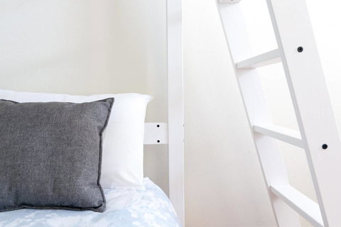 The Rocksberry - New Castle Holiday 9