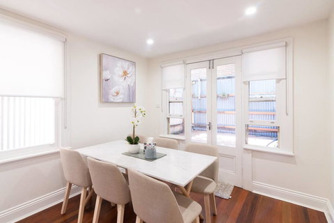 The Rocksberry - New Castle Holiday 20