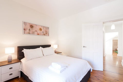 The Rocksberry - New Castle Holiday 8